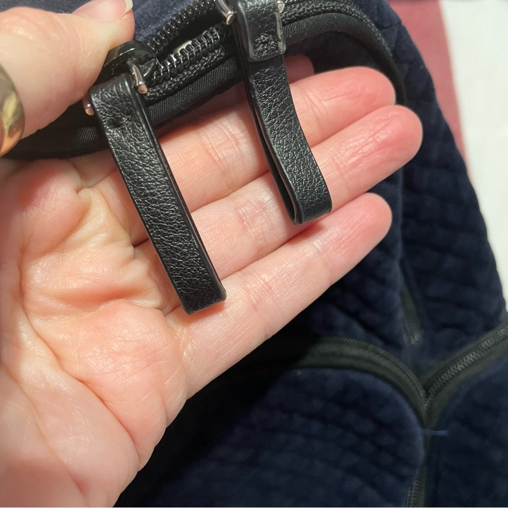 Vera Bradley Quilted Navy Velvet Backpack - Picture 13 of 13